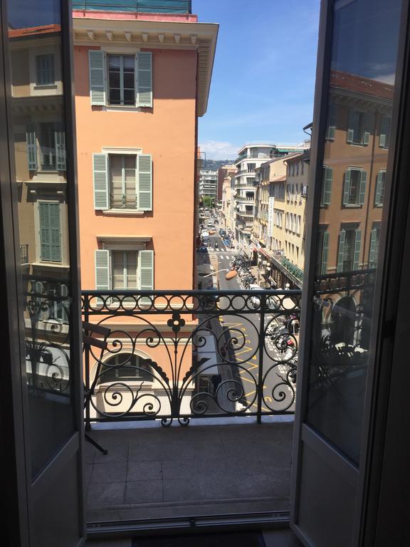 2 Bedrooms Appartement In Central Location On The Famous Place Massena ニース エクステリア 写真